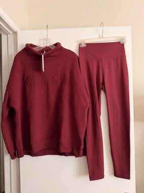 Wilo The Label 2 pc Funnel Neck Legging Set - Burgundy